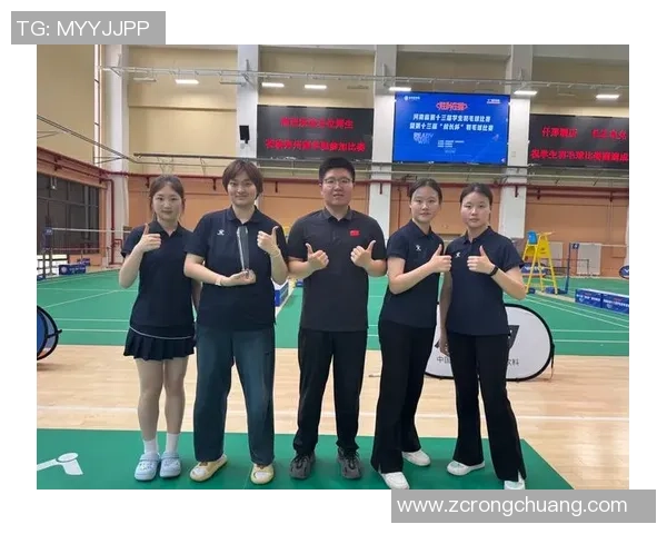 广州羽毛球队在全国锦标赛积分榜上以77分稳居第一名，表现出色引人瞩目
